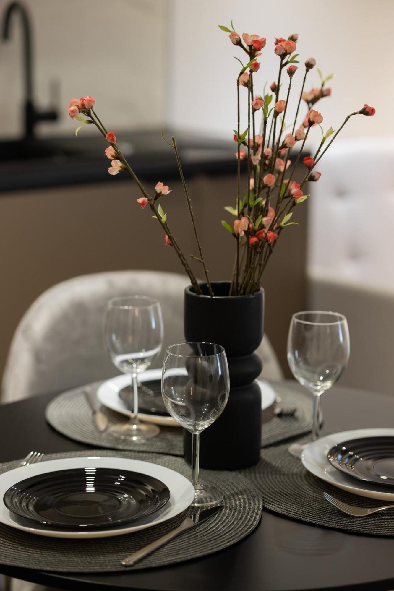 Apartament Wyjatkowe Studia W Warszawie By Renters Warszawa